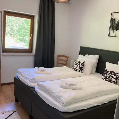 Apartment Mit Balkon Und 2 Schlafzimmer By Interhome