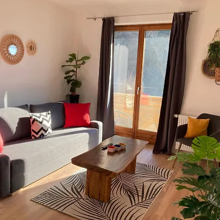 Mit Balkon Und 2 Schlafzimmer By Interhome *