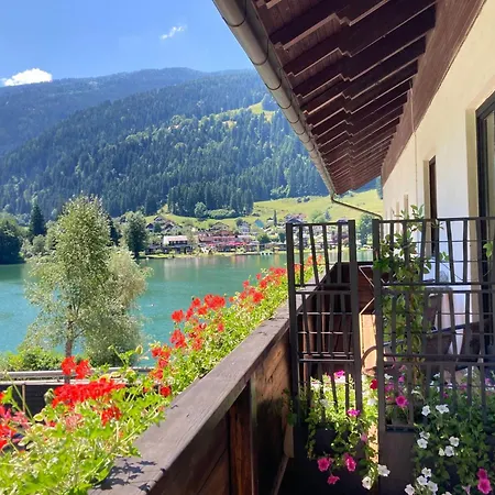 Apartament Mit Balkon Und 2 Schlafzimmer By Interhome Feld am See