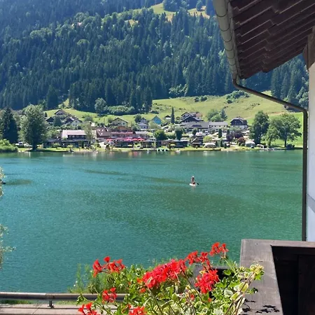 Apartment Mit Balkon Und 2 Schlafzimmer By Interhome *
